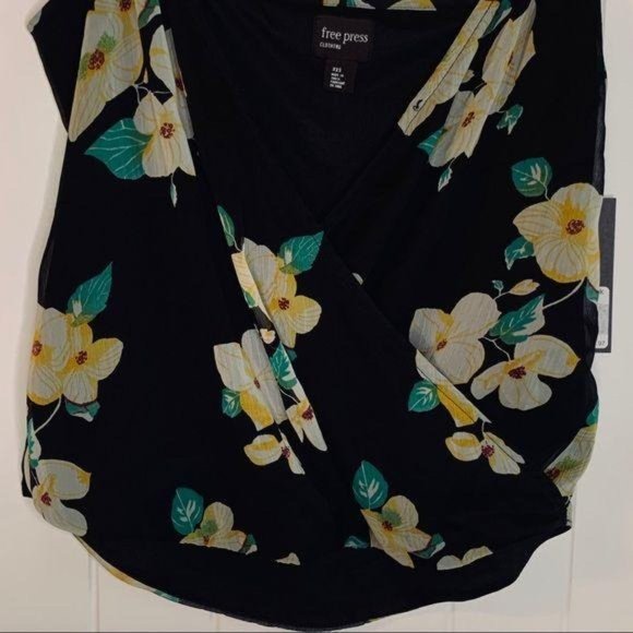 Free Press Black Chinoiserie Floral Mock Wrap Cami - Picture 4 of 12